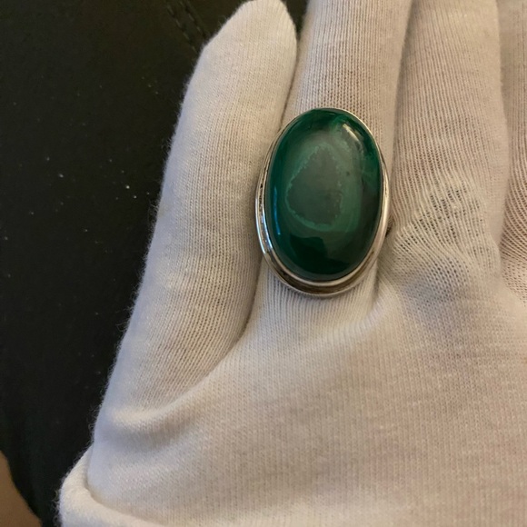 Ring - Picture 1 of 4